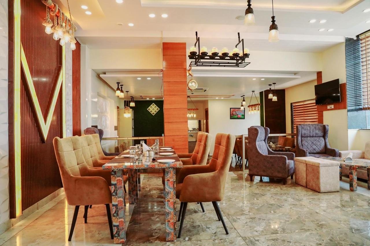 Hotel Vasdaa Grand 데라둔 외부 사진