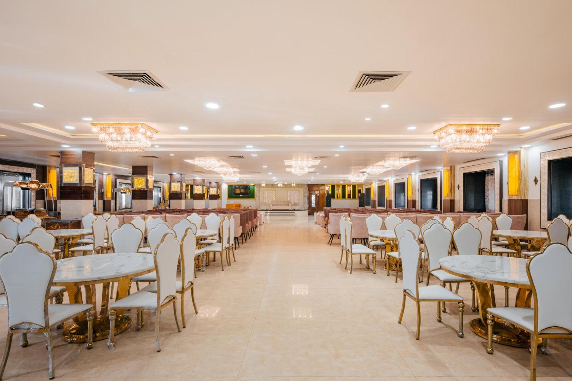 Hotel Vasdaa Grand 데라둔 외부 사진